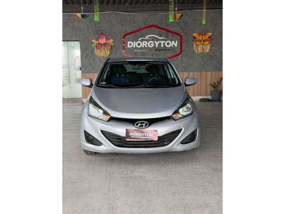 HYUNDAI HB20 1.6 COMFORT 16V FLEX 4P MANUAL HYUNDAI HB20 1.6 COMFORT 16V FLEX 4P MANUAL